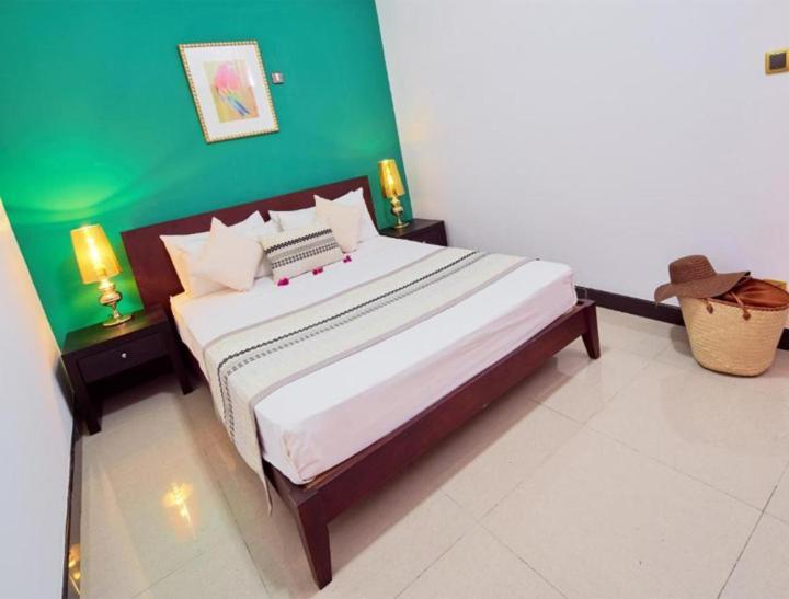 Pereybere Apartment With Breakfast And Private Balcony 佩雷贝勒 外观 照片