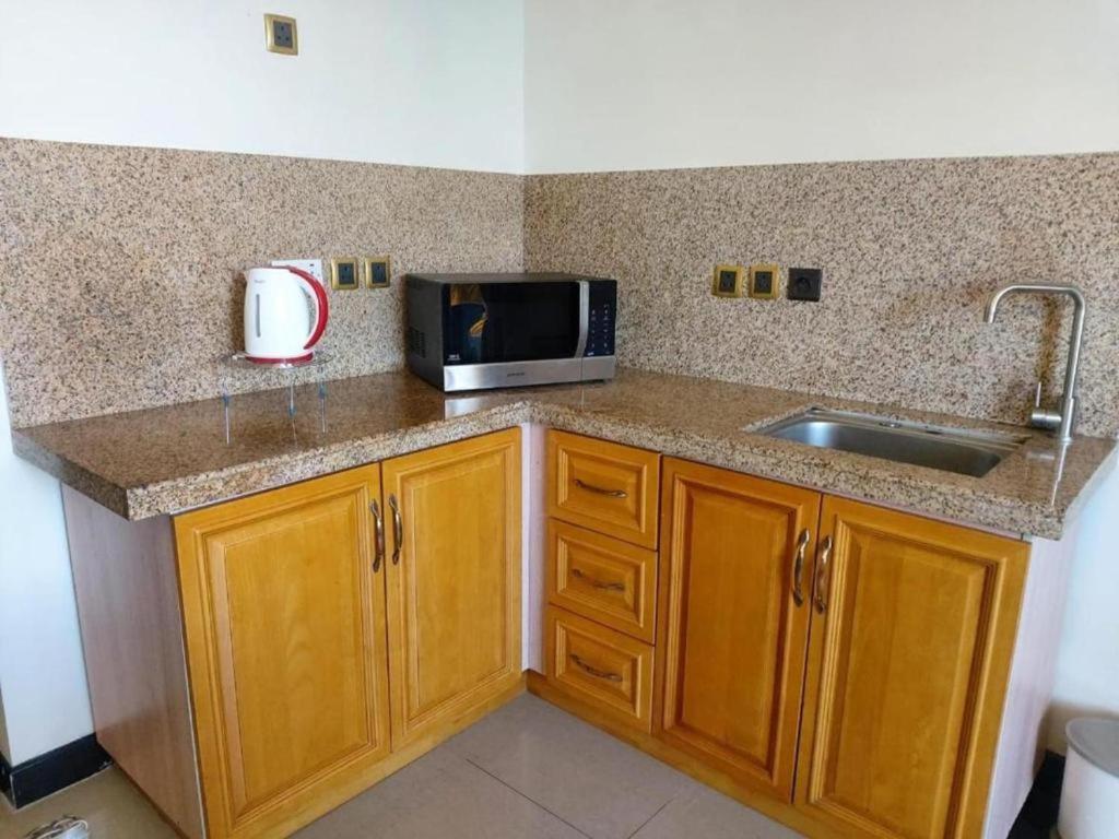 Pereybere Apartment With Breakfast And Private Balcony 佩雷贝勒 外观 照片